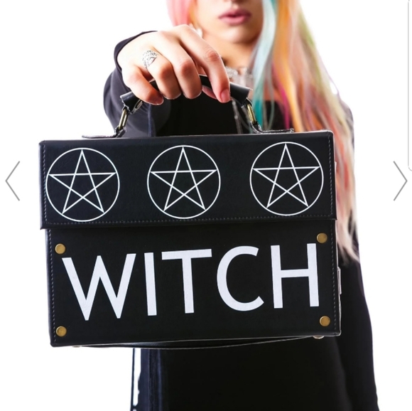 ISO!!! Still looking! Lord Cost The Head Witch Box Purse - Picture 3 of 3